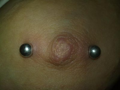 brustwarzenpiercing